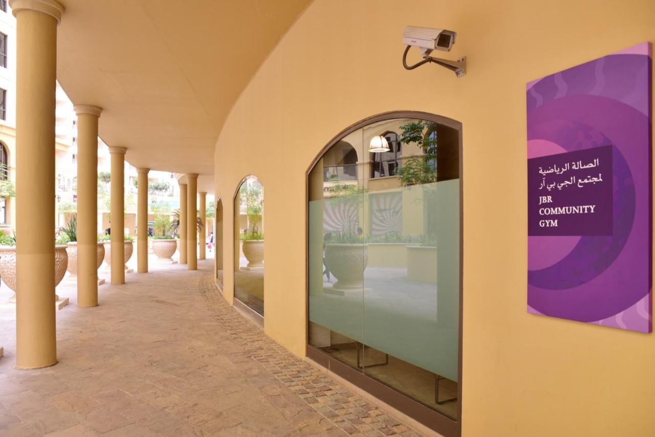 La Buena Vida Holiday Homes - Beach Front Very Spacious, Luxe And Modern 3 Bedroom With Full Kitchen In Jbr , 3 Min To The Jbr Beach Dubai Marina And Tram Station Dış mekan fotoğraf