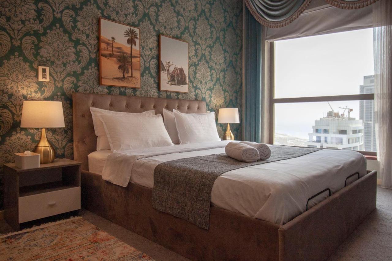 La Buena Vida Holiday Homes - Beach Front Very Spacious, Luxe And Modern 3 Bedroom With Full Kitchen In Jbr , 3 Min To The Jbr Beach Dubai Marina And Tram Station Dış mekan fotoğraf